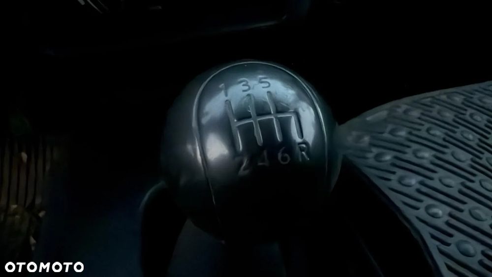 Nissan Navara ver-2-5-d-fe - 7