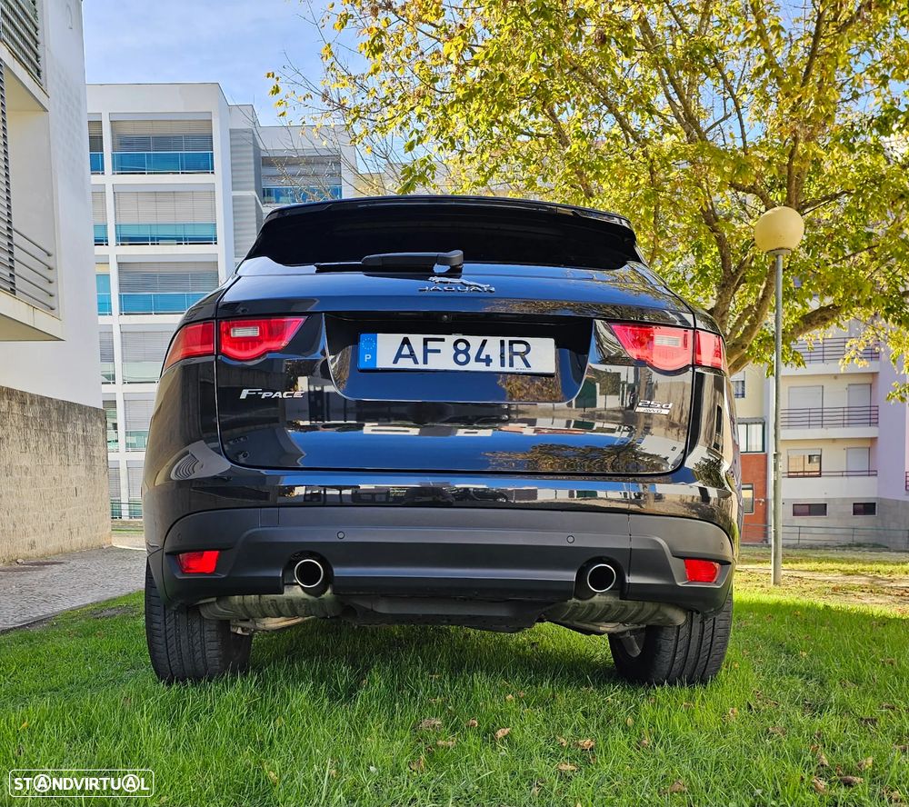 Jaguar F-Pace 25d AWD Aut. Prestige - 4