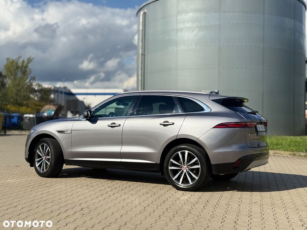 Jaguar F-Pace 2.0 i4P AWD Pure - 29