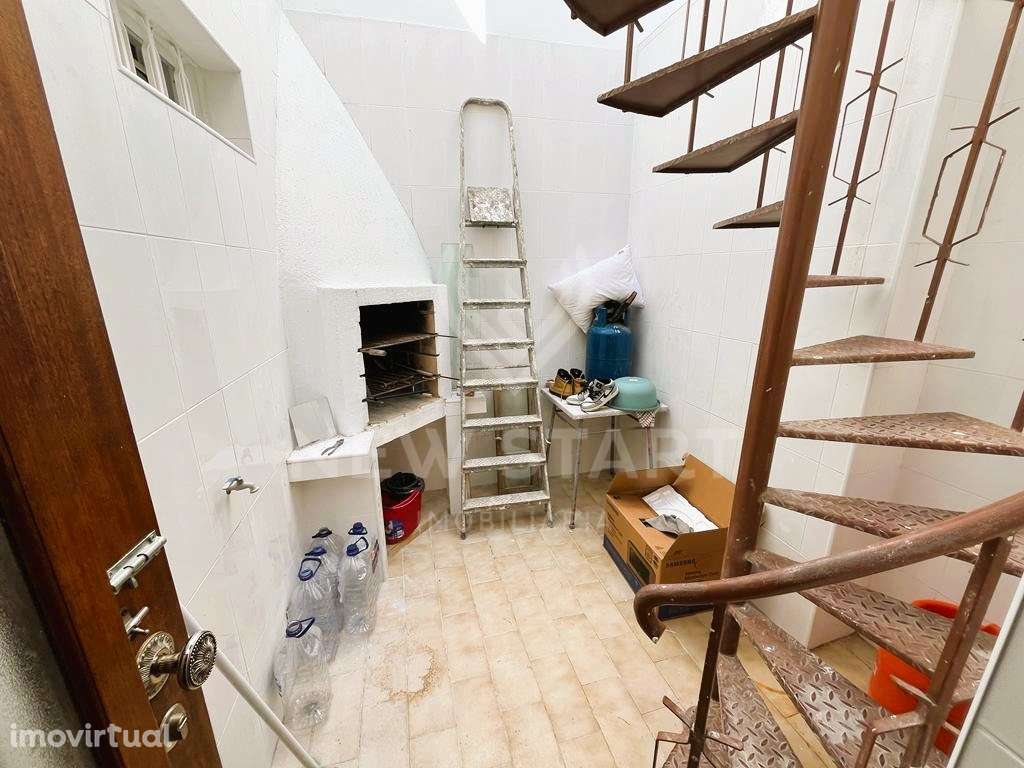 Moradia tradicional com terraço na baixa de Olhão - Grande imagem: 3/8