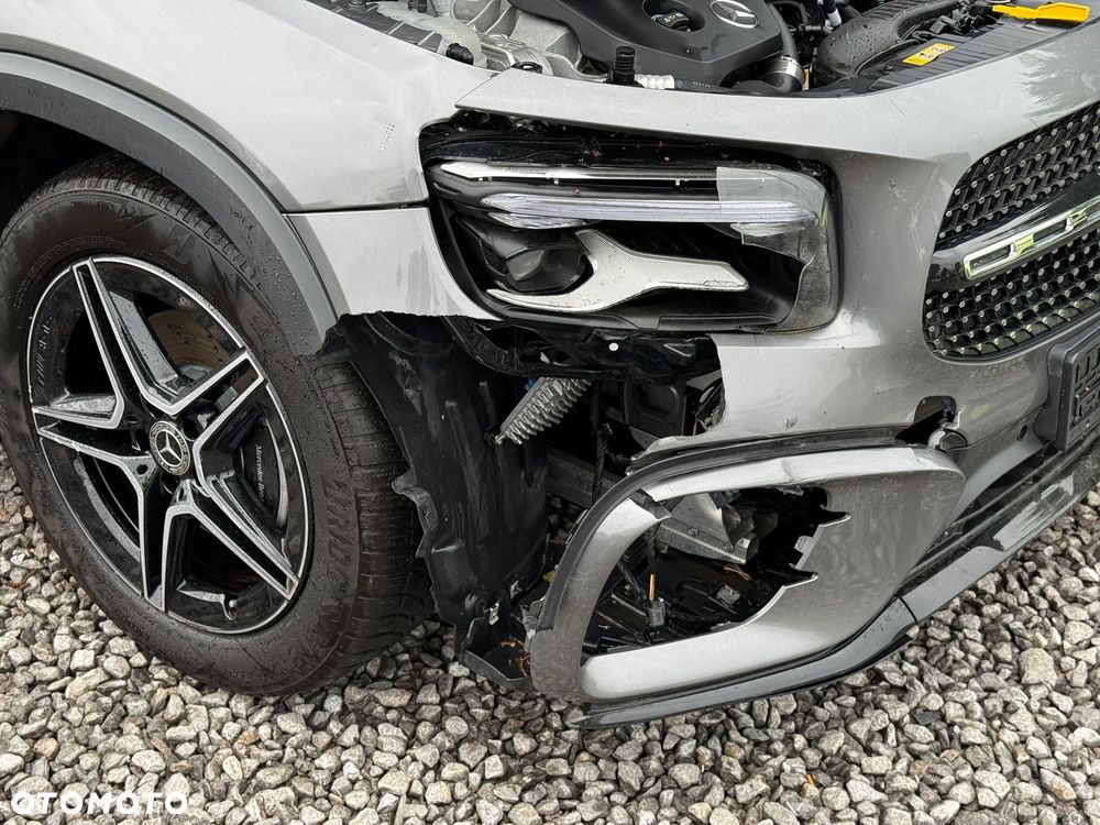 Mercedes-Benz GLB 200 AMG Line 7G-DCT - 9