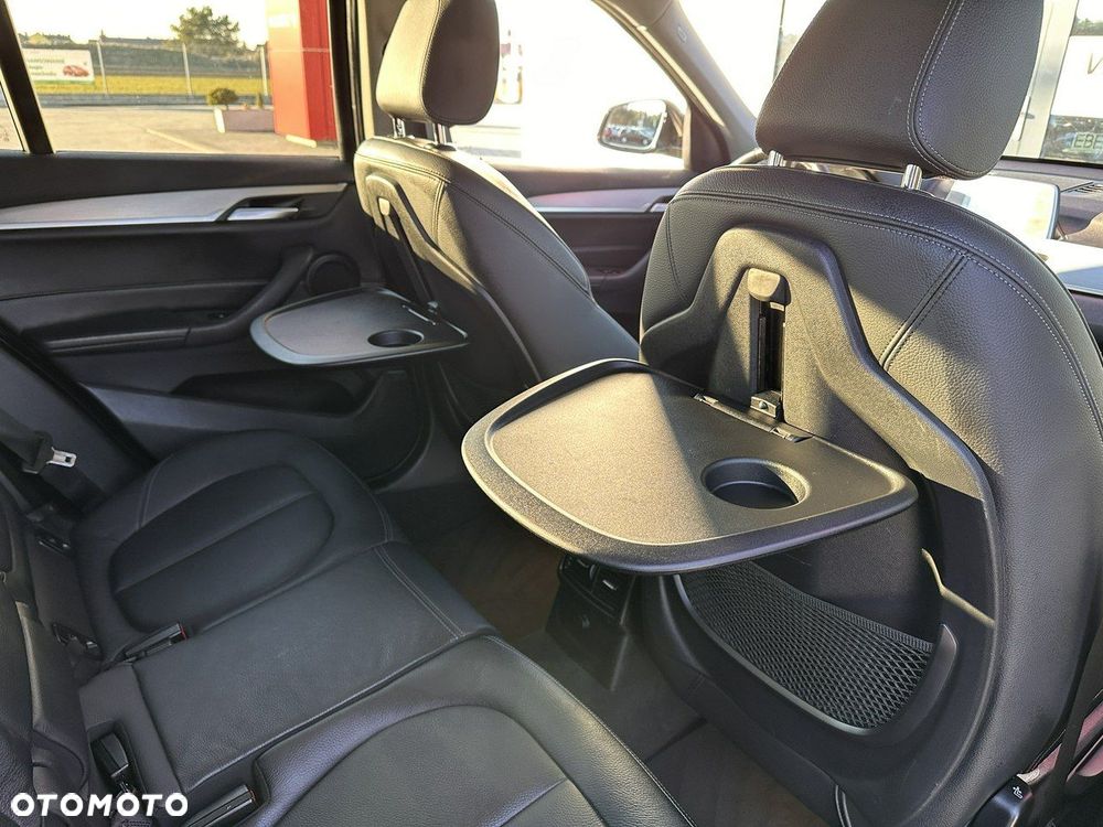 BMW X1 xDrive20i Sport - 18