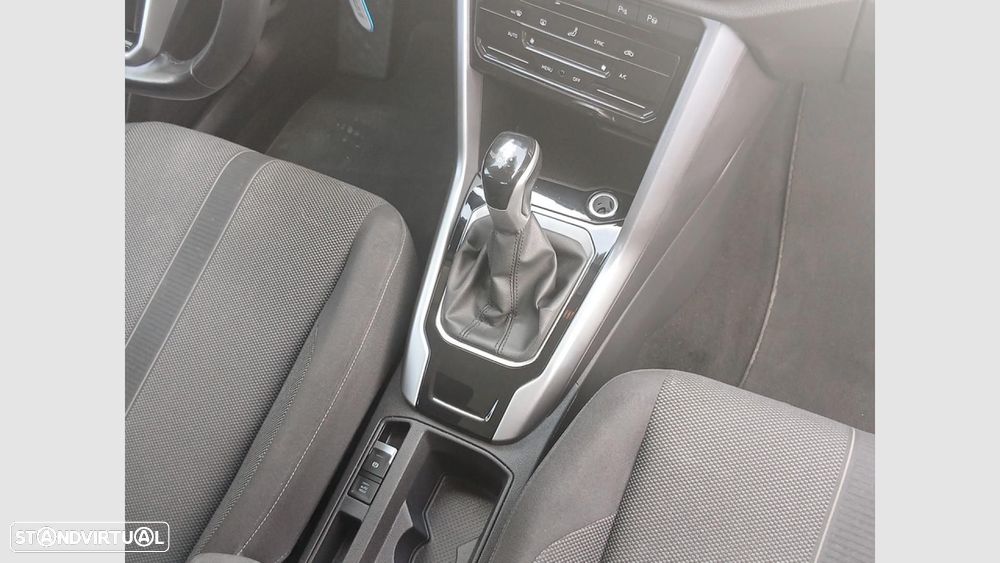 VW T-Roc 1.5 TSI Life DSG - 23
