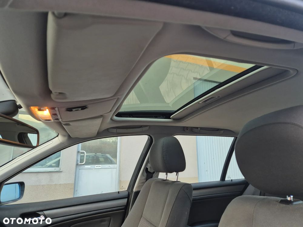 BMW Seria 3 316i - 16