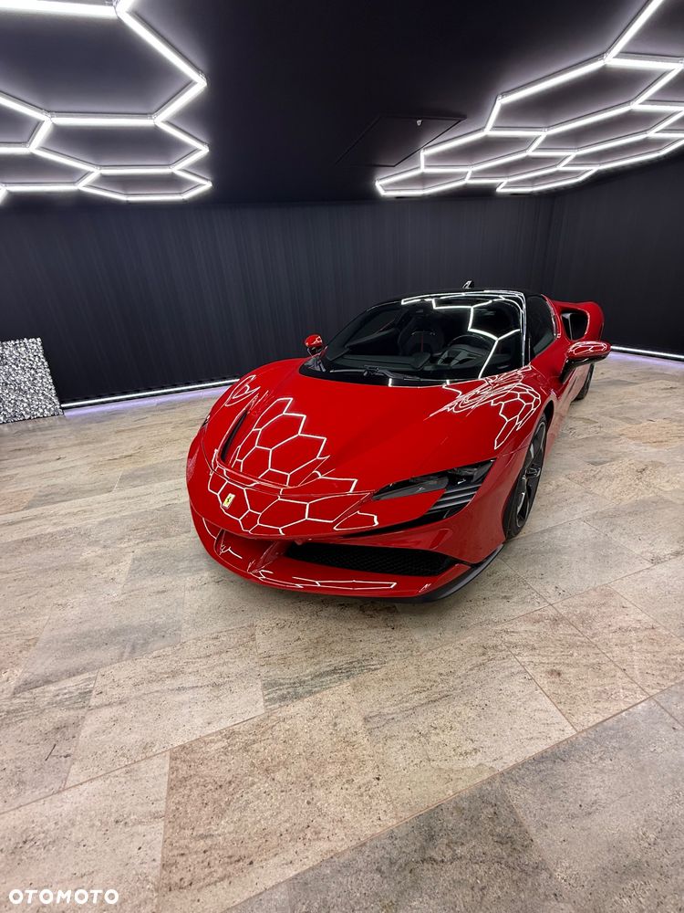 Ferrari SF90 Stradale - 2