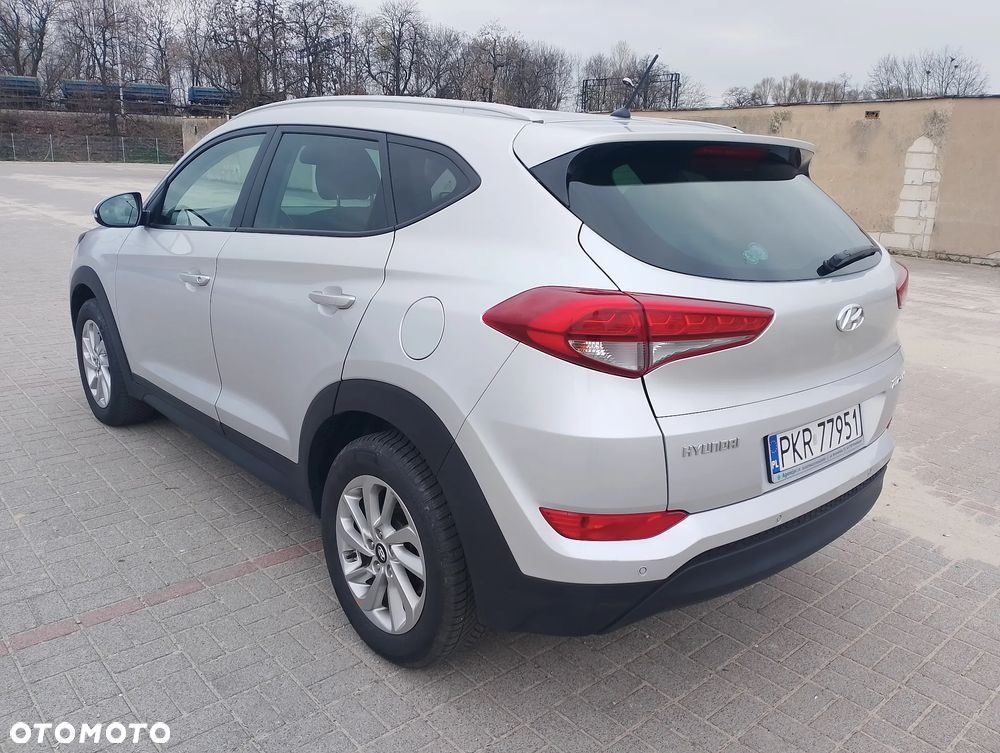 Hyundai Tucson 1.7 CRDI BlueDrive Classic 2WD - 4
