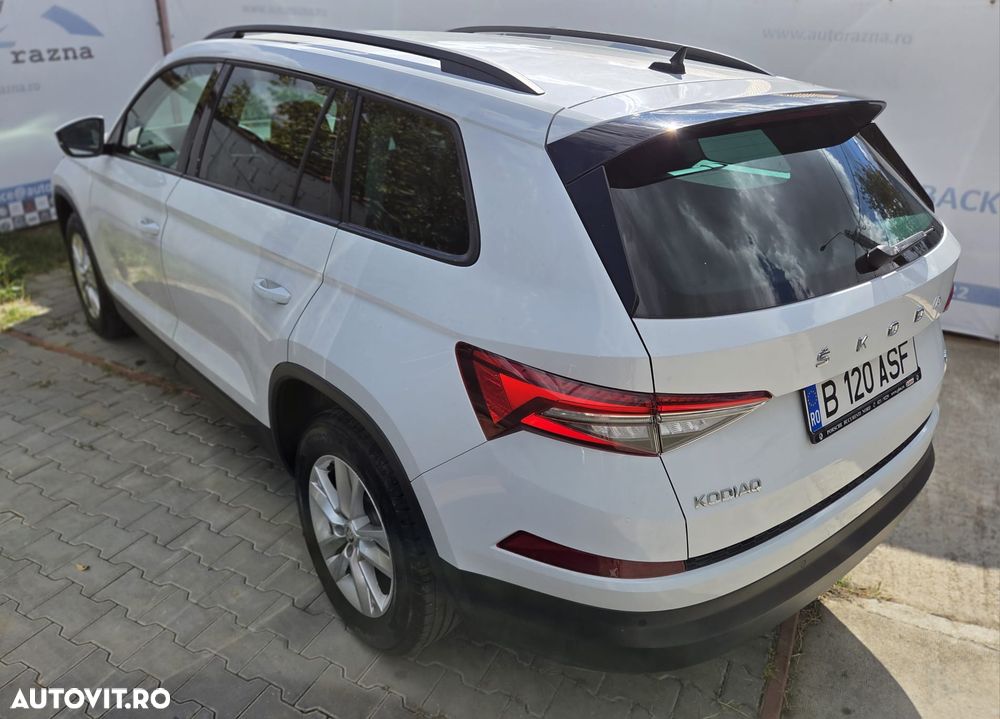SKODA Kodiaq 2023 — imagine 8