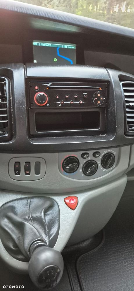 Renault Trafic - 11
