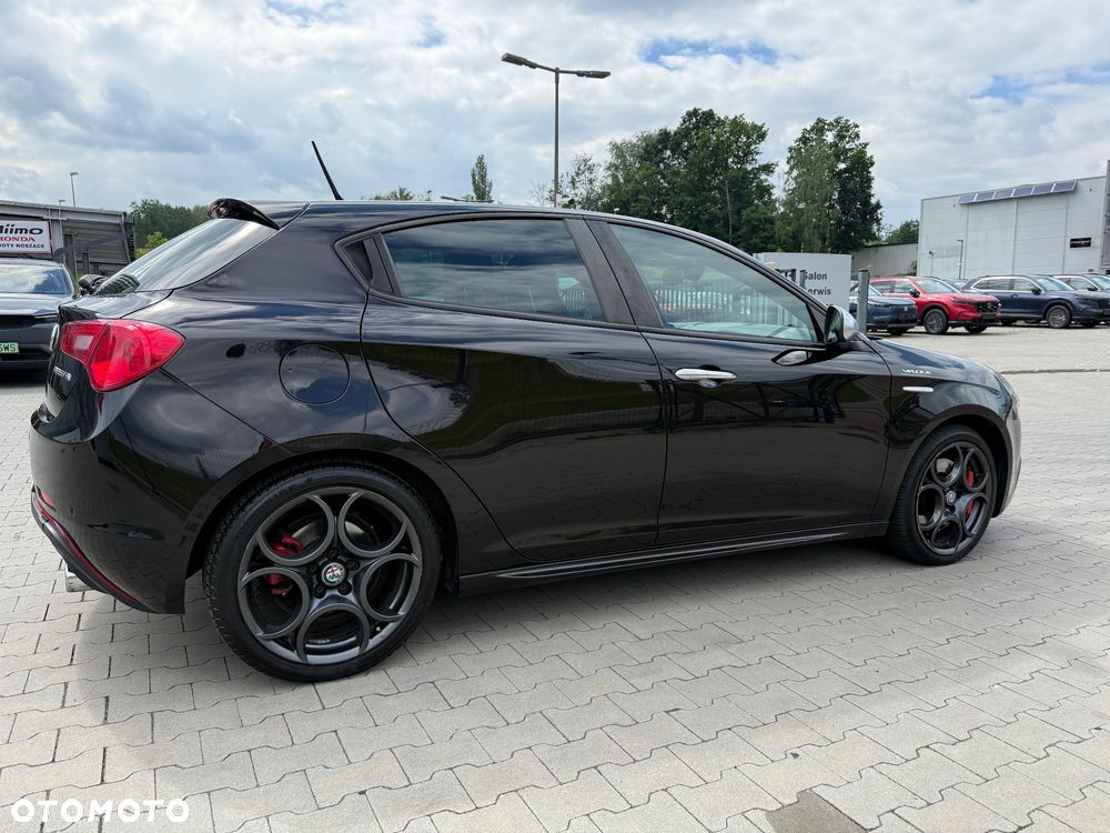 Alfa Romeo Giulietta 1750 TBi Veloce TCT - 5
