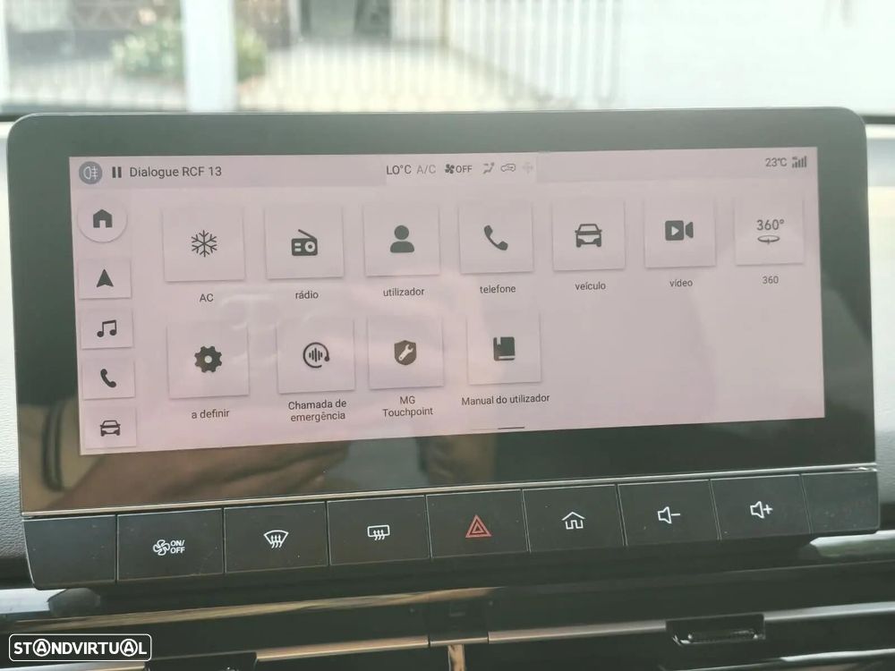 MG MG4 64 kWh Luxury - 10