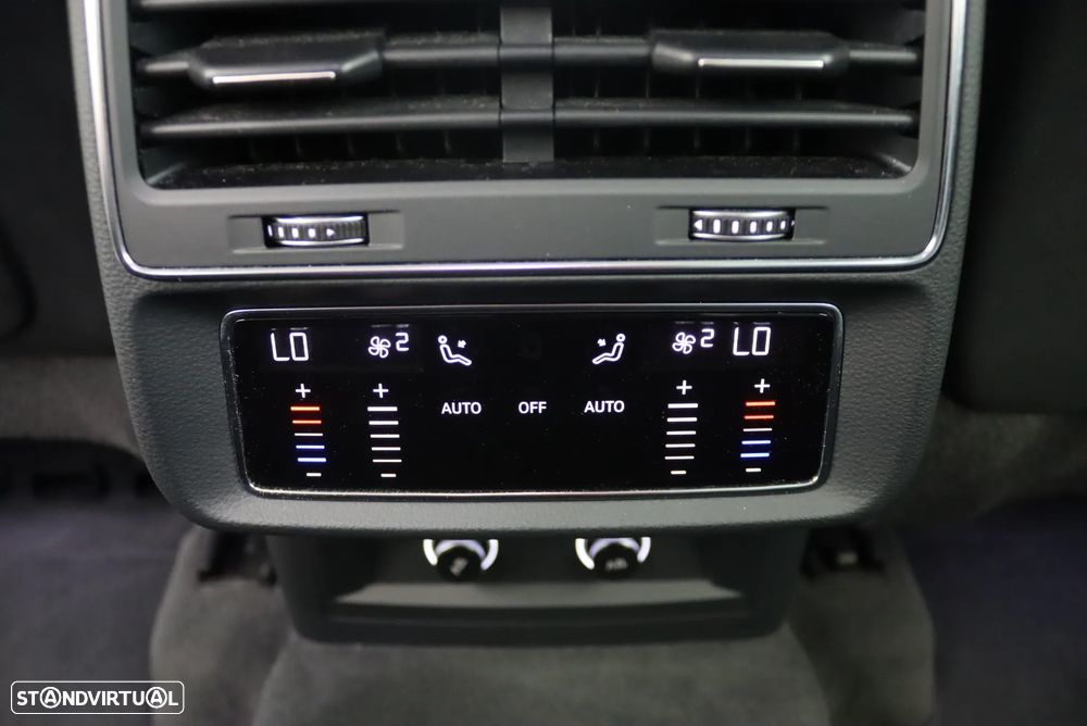 Audi Q8 - 21