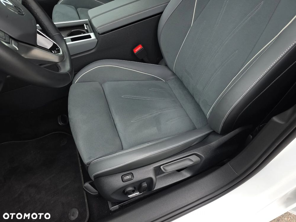 Volkswagen Passat 2.0 TDI SCR Business DSG - 13