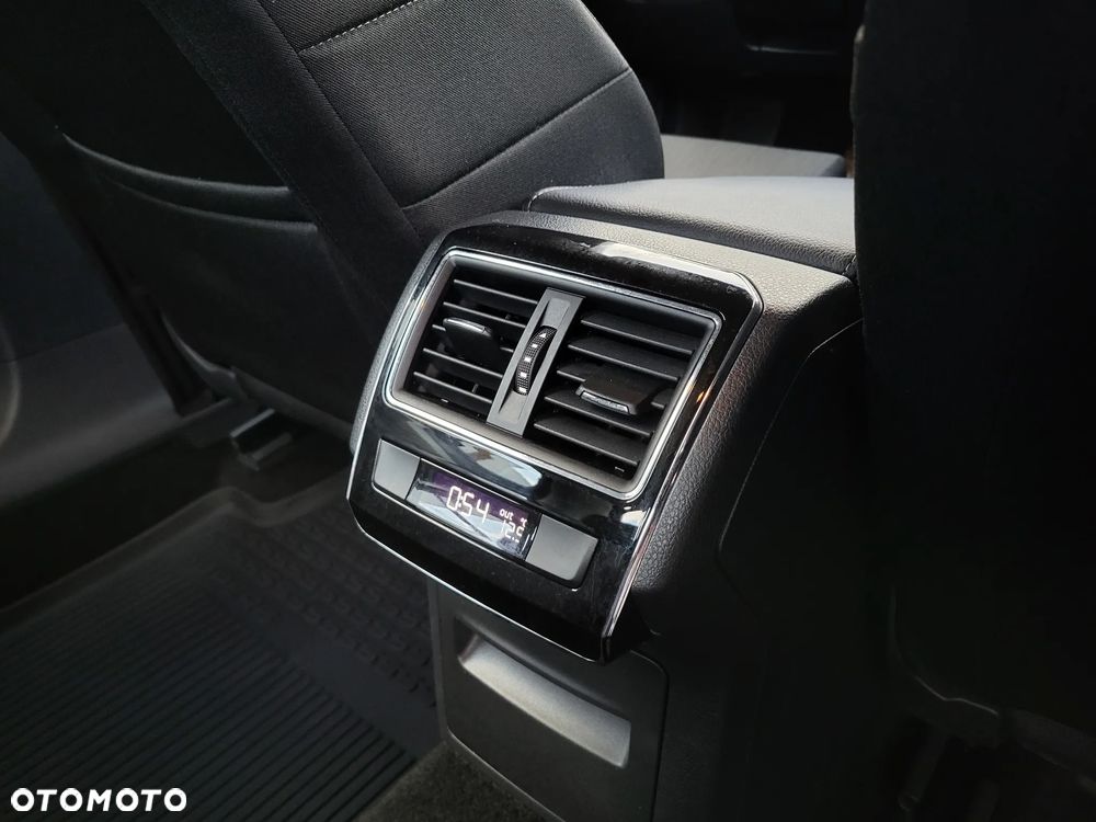 Skoda Superb 2.0 TSI 4x4 Ambition DSG - 26