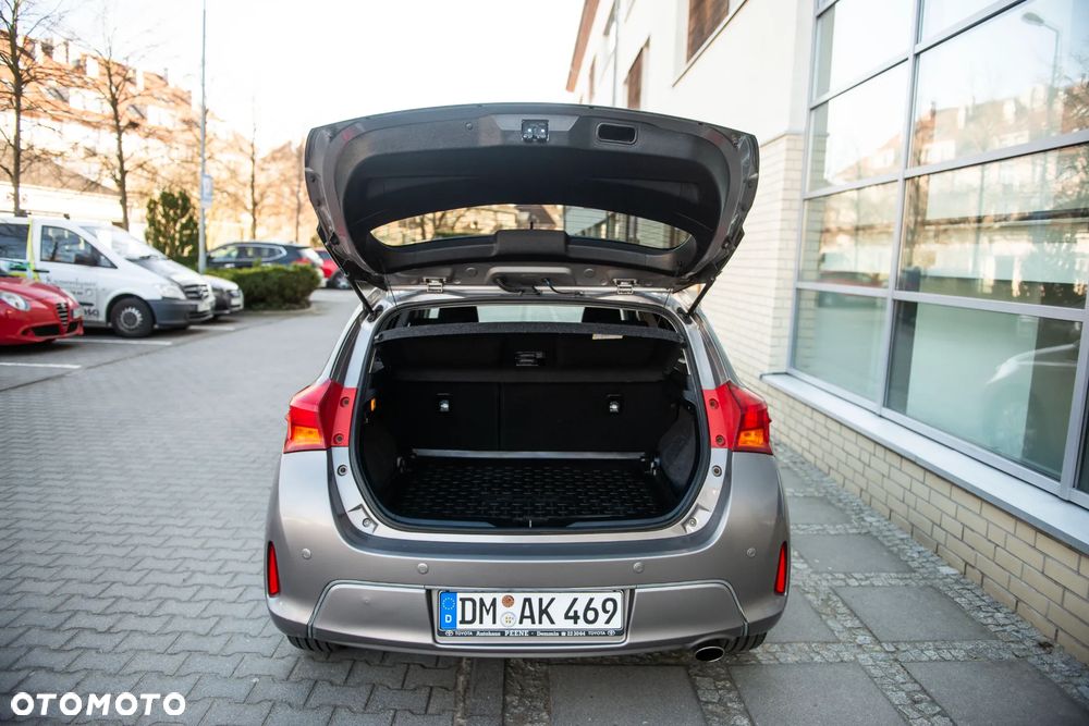 Toyota Auris - 6