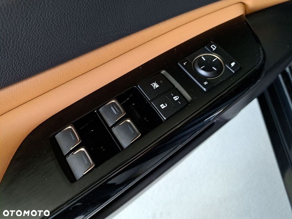 Lexus ES 300h Business Edition - 39