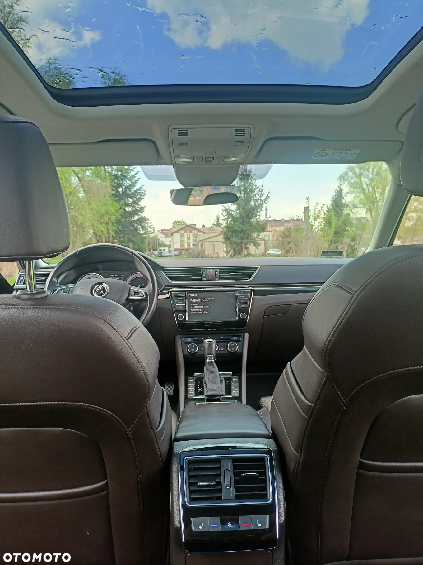 Skoda Superb 2.0 TDI L&K DSG - 5