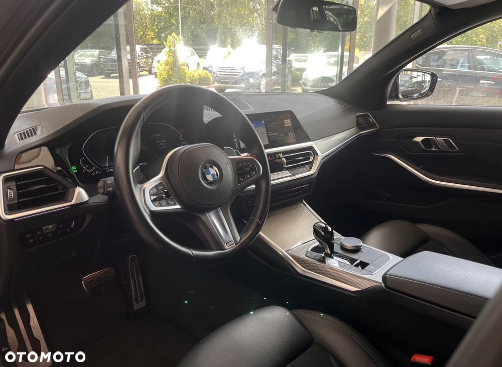 BMW Seria 3 - 10