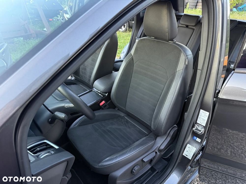 Ford Kuga 2.0 TDCi 4x2 ST-Line - 22