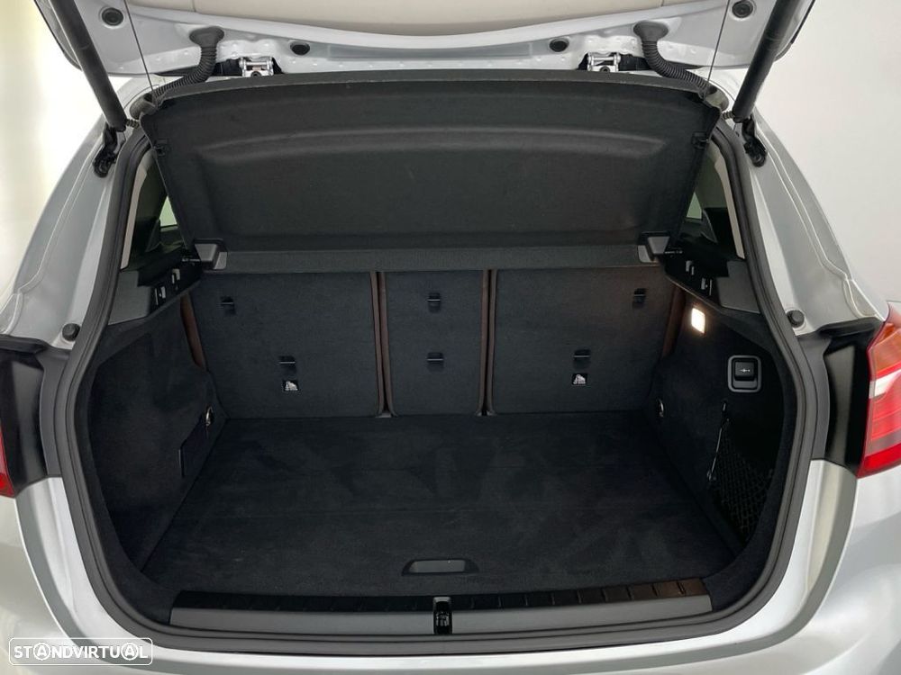 BMW 216 Active Tourer d Line Luxury - 13