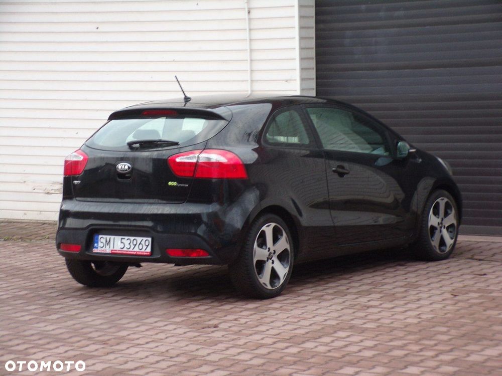 Kia Rio - 6