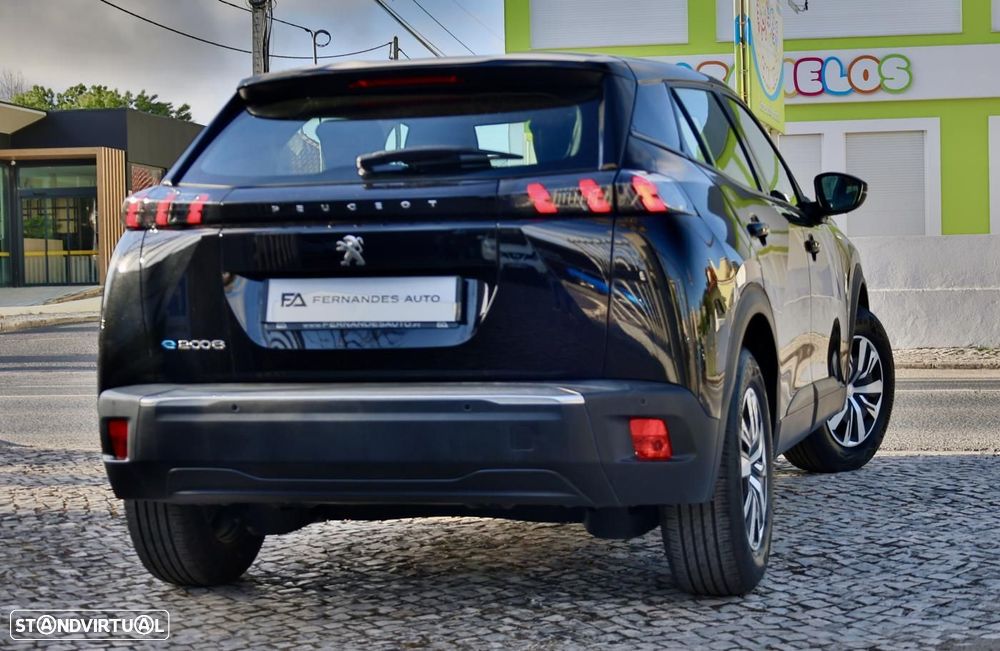 Peugeot e-2008 50 kWh Active Pack - 2