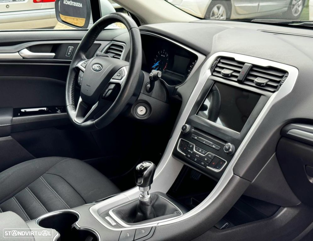 Ford Mondeo 1.5 TDCi Business Plus ECOnetic - 11