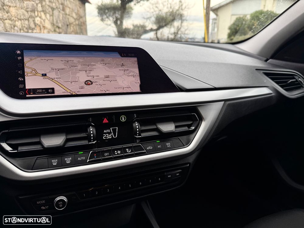 BMW 116 d Corporate Edition - 6