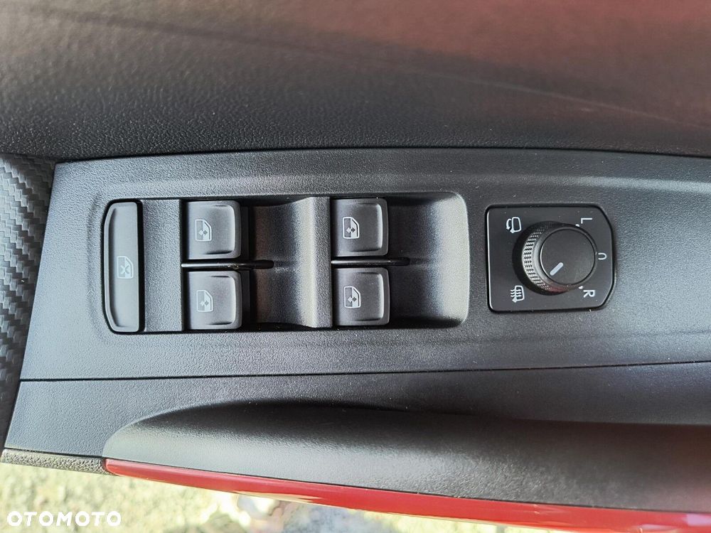 Skoda Fabia 1.0 TSI Monte Carlo - 21