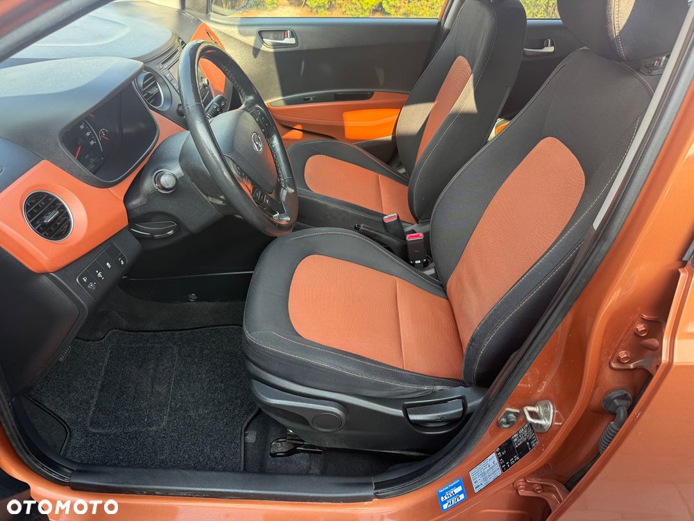 Hyundai i10 1.2 Fifa World Cup Edition - 13