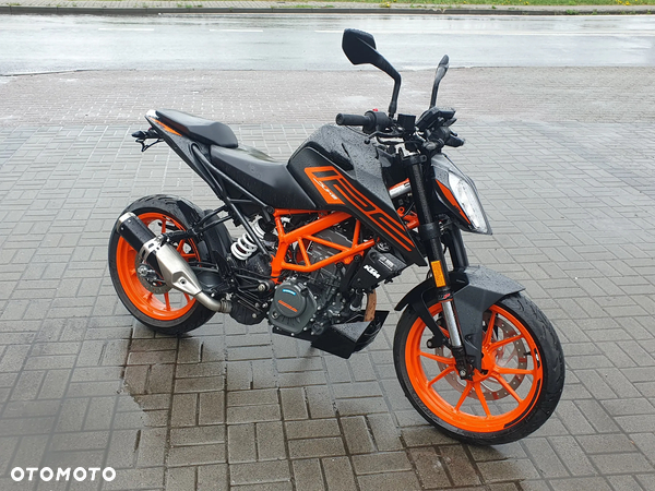 KTM Duke