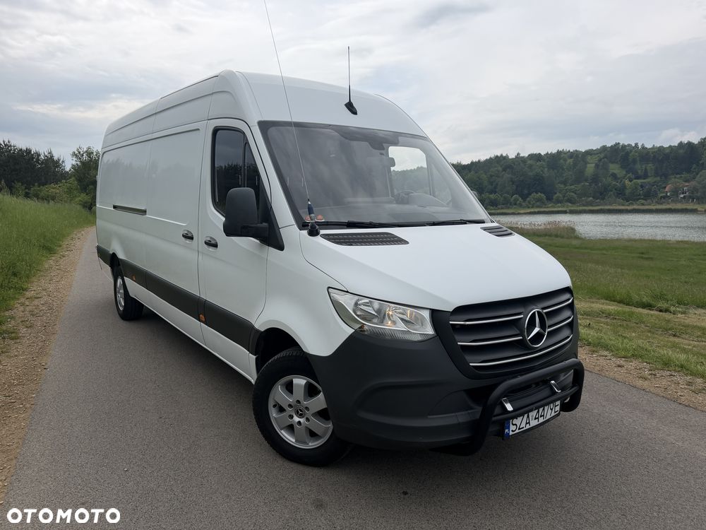 Mercedes-Benz Sprinter - 16