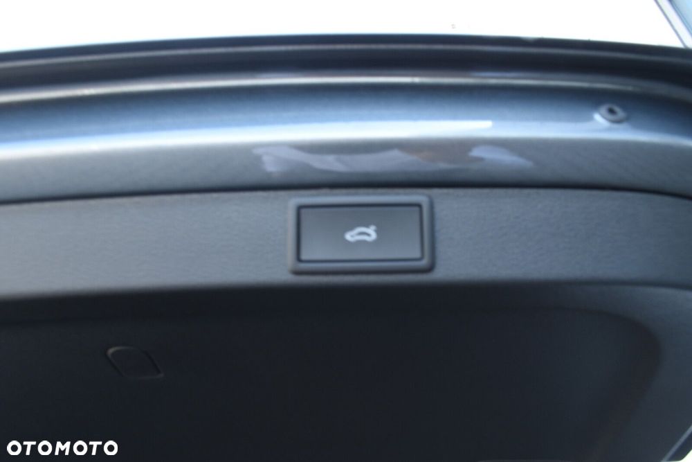 Skoda Octavia 1.5 TSI mHEV Sportline DSG - 37