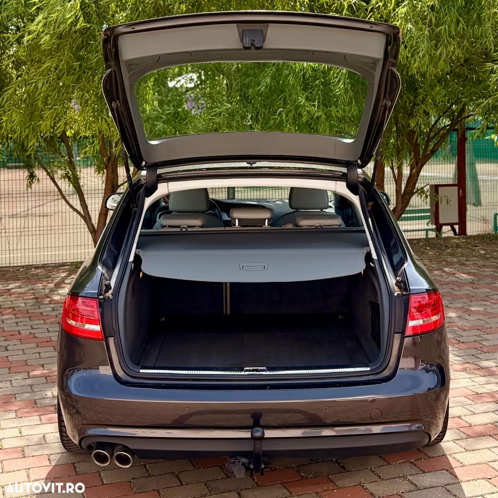 Audi A4 2.0 TDI ultra DPF Attraction - 12