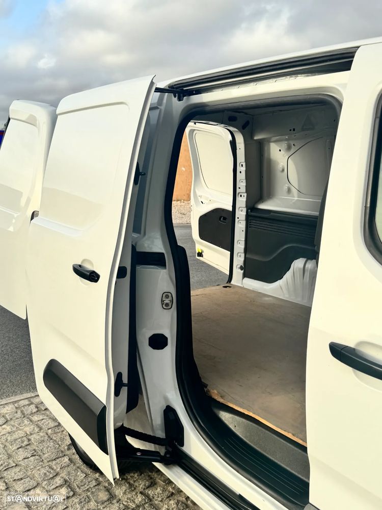 Opel Combo 1.5CDTI Carga Aumentada Longa - 12