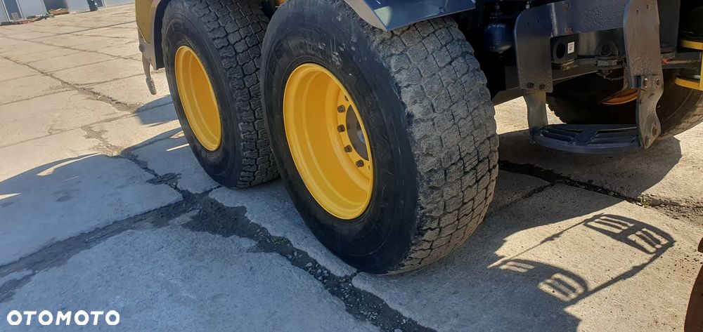 New Holland F156.7A - 9