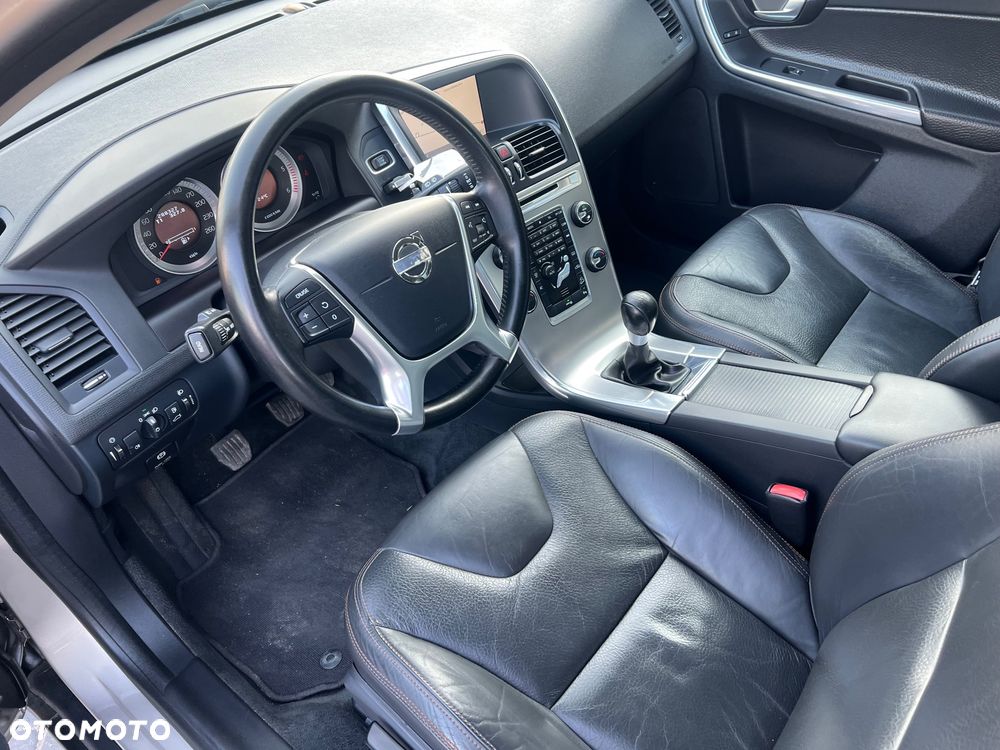 Volvo XC 60 D5 AWD Ocean Race - 12