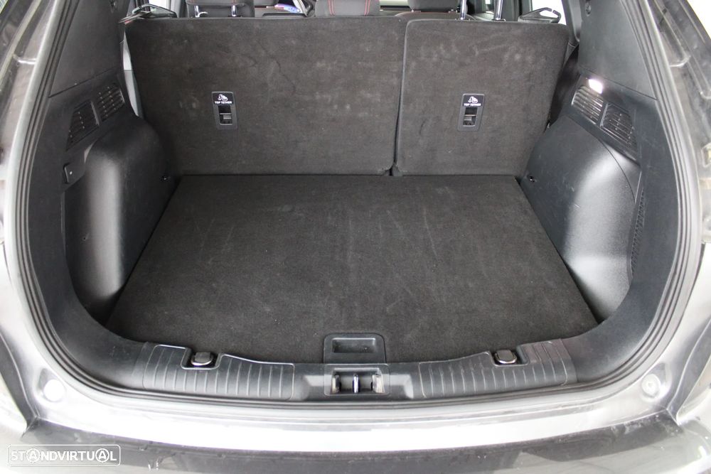 Ford Kuga 1.5 EcoBoost ST-LINE - 27