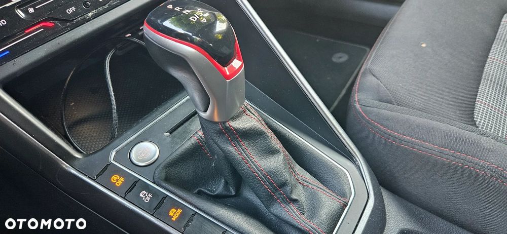 Volkswagen Polo 2.0 TSI GTI DSG - 28