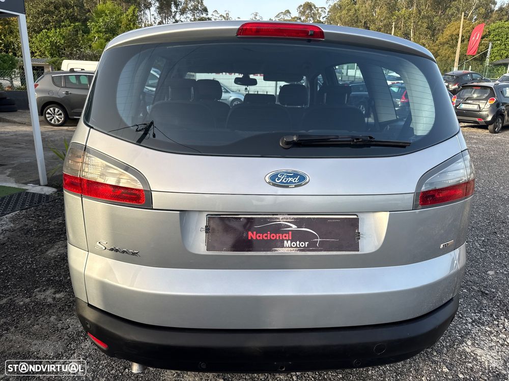 Ford S-Max 1.8 TDCi Titanium 7L - 30