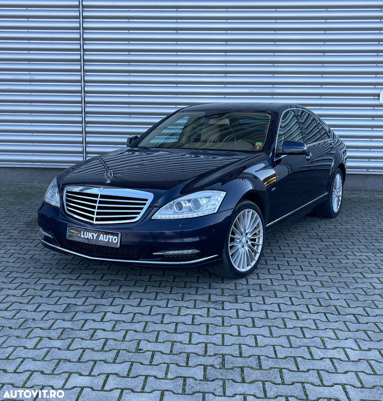 Mercedes-Benz S - 1