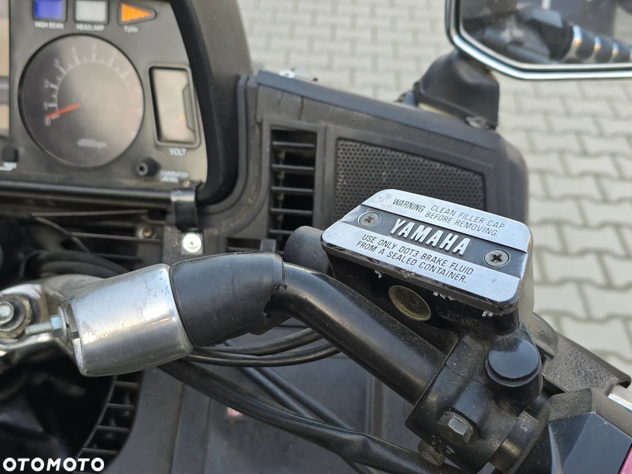 Yamaha XVZ - 18