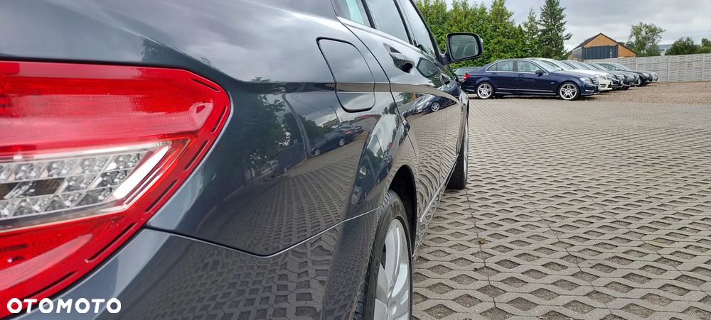 Mercedes-Benz Klasa C - 25