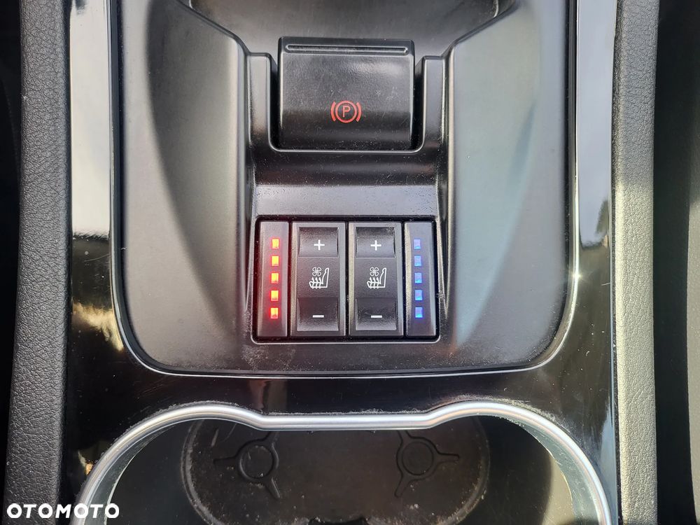 Ford S-Max 2.0 TDCi DPF Titanium X - 25