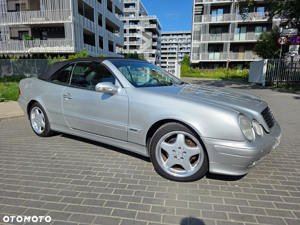 Mercedes-Benz CLK - 1