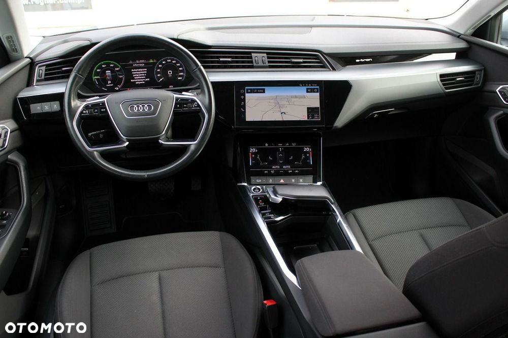 Audi e-tron 50 Quattro - 12