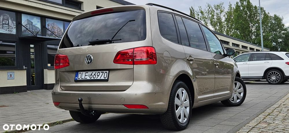 Volkswagen Touran 1.6 TDI DPF BlueMot Comfortline - 24