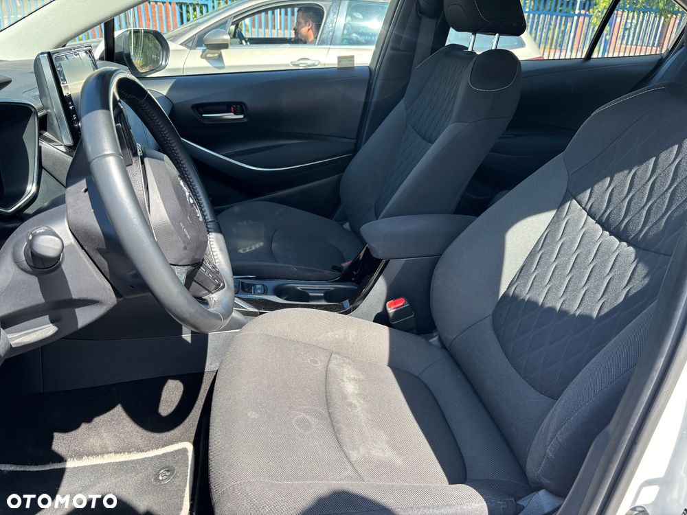 Toyota Corolla 1.8 Hybrid Executive - 20