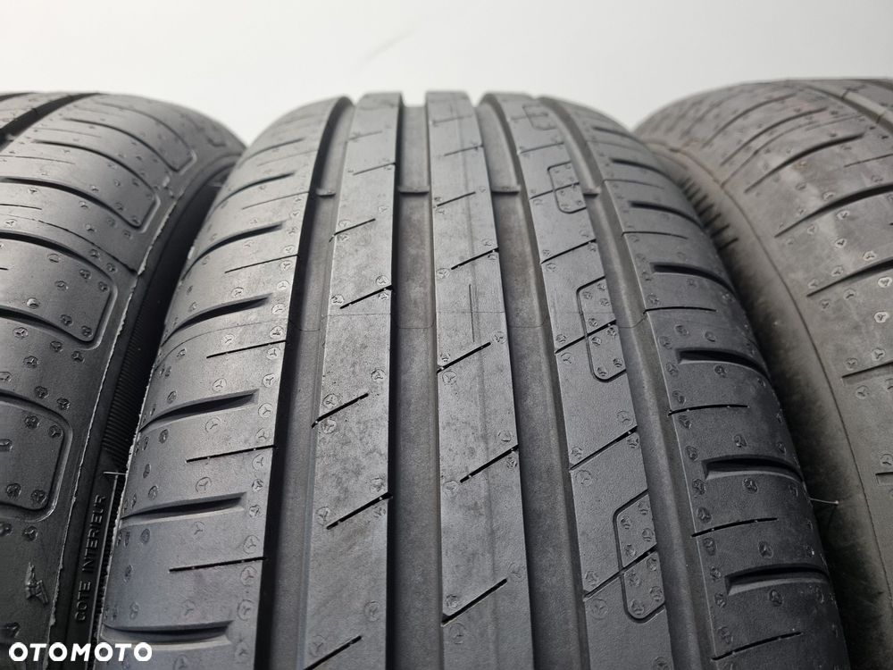 4x 205/60R16 92V Goodyear Efficient Grip Performance DEMO 2023 - 4