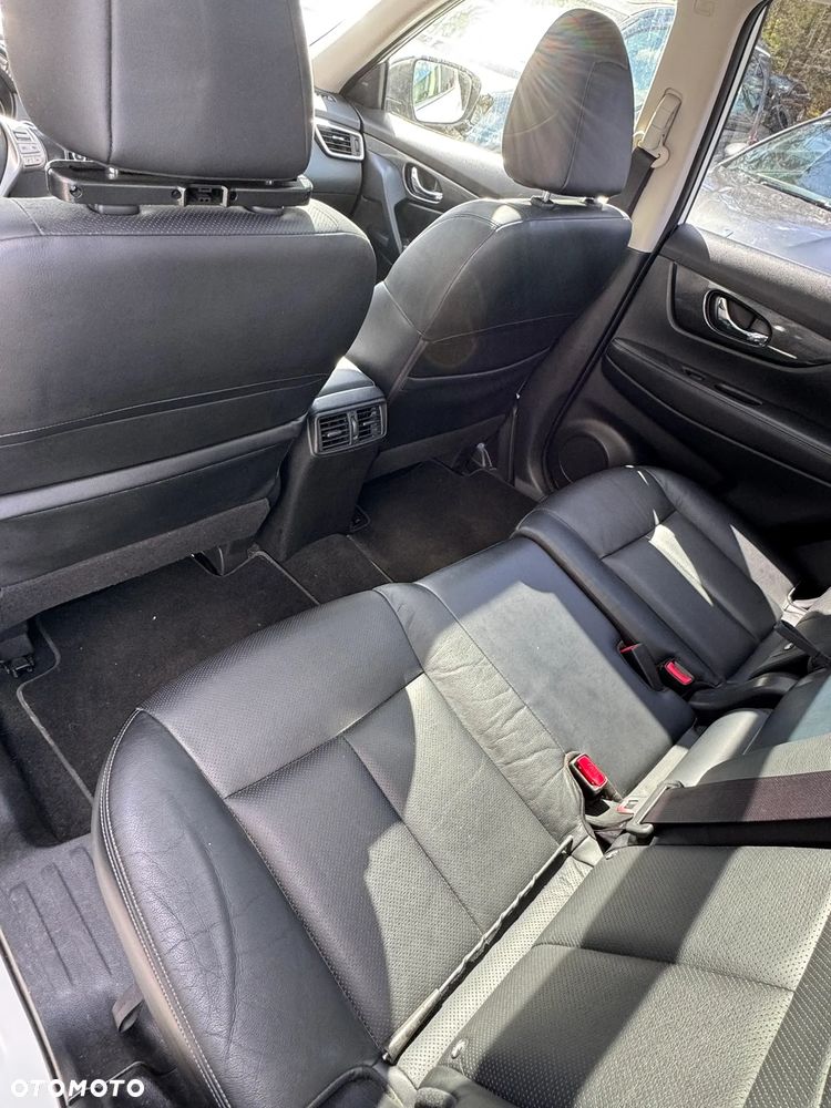 Nissan X-Trail 1.6 DCi N-Connecta 2WD Xtronic 7os - 18