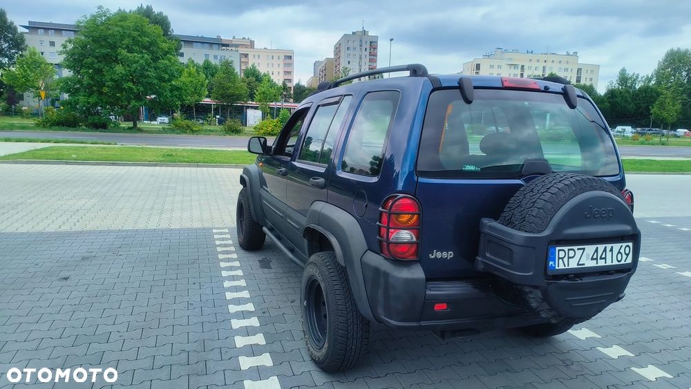 Jeep Cherokee 2.5L CRD Sport - 10